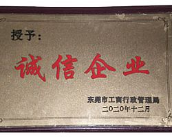 �|ݸ�\����I